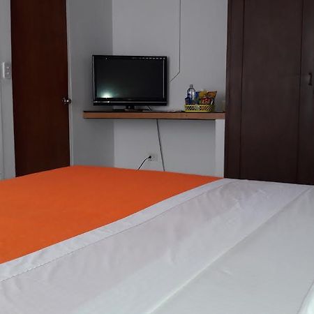 Hostal Deluxe Santander มานิซาเลส ภายนอก รูปภาพ