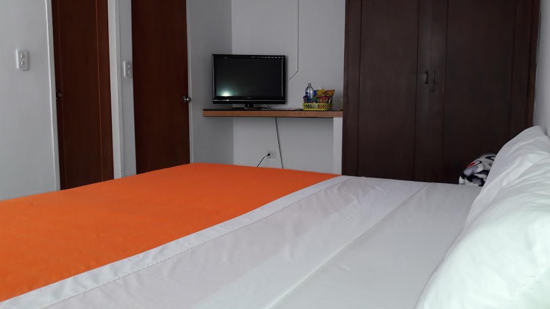 Hostal Deluxe Santander มานิซาเลส ภายนอก รูปภาพ