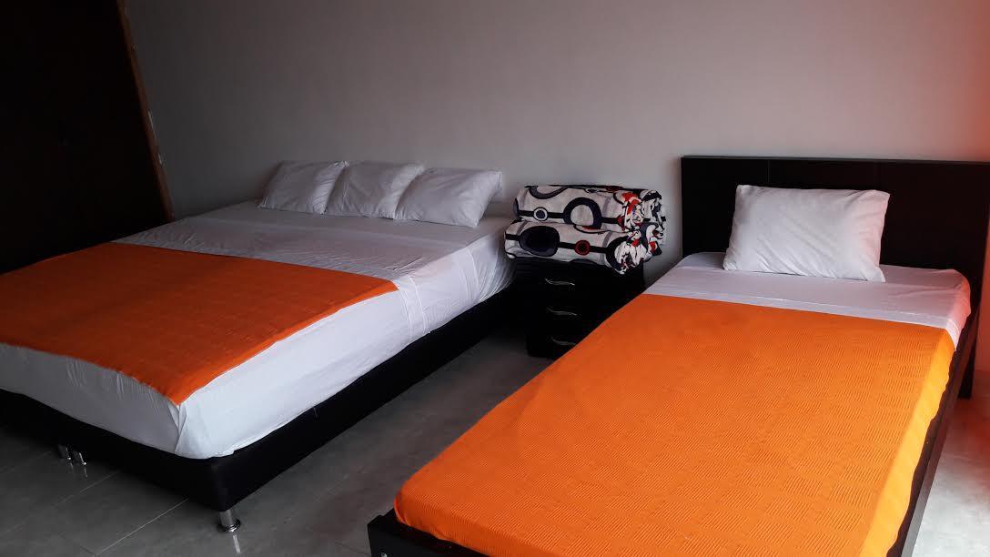 Hostal Deluxe Santander มานิซาเลส ภายนอก รูปภาพ