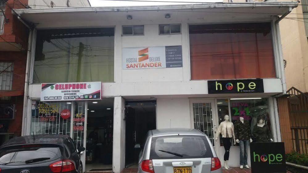 Hostal Deluxe Santander มานิซาเลส ภายนอก รูปภาพ