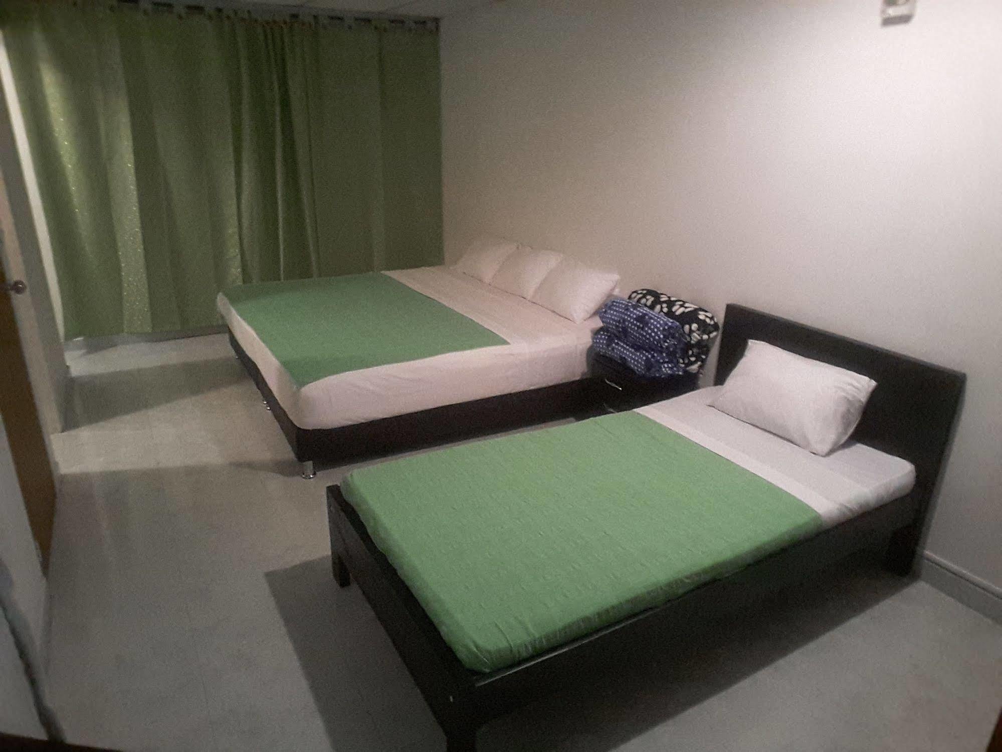 Hostal Deluxe Santander มานิซาเลส ภายนอก รูปภาพ